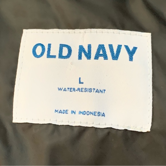 Old Navy Women's Water-Resistant Frost Free Short Puffer | Size L | Red - Picture 9 of 14